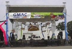 Latin Metro Show
